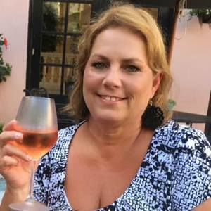 Meet your Posher, Jacqueline